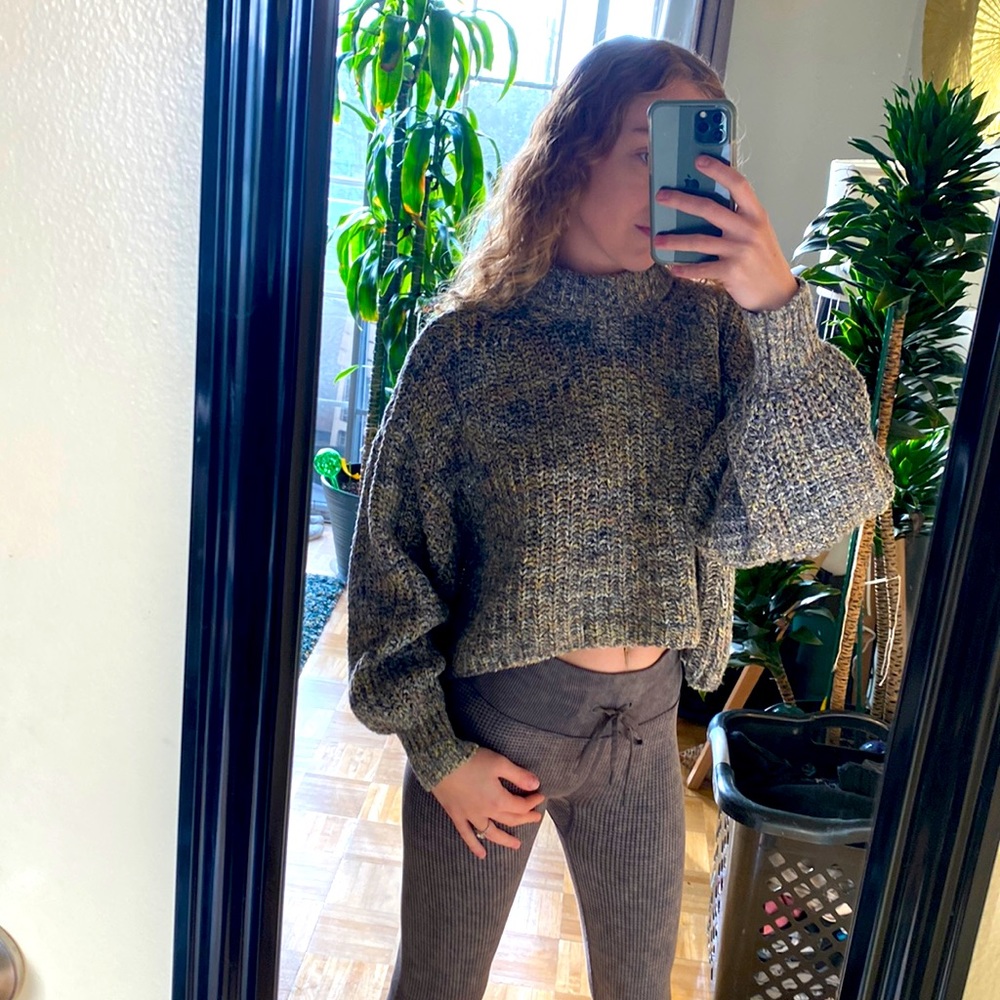 Slightly cropped Chunk Knit Urban Outfitters Multicolor Slight Mock Neck Sweater